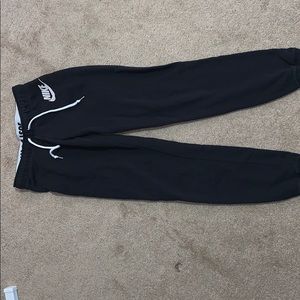 Nike sweatpants joggers.